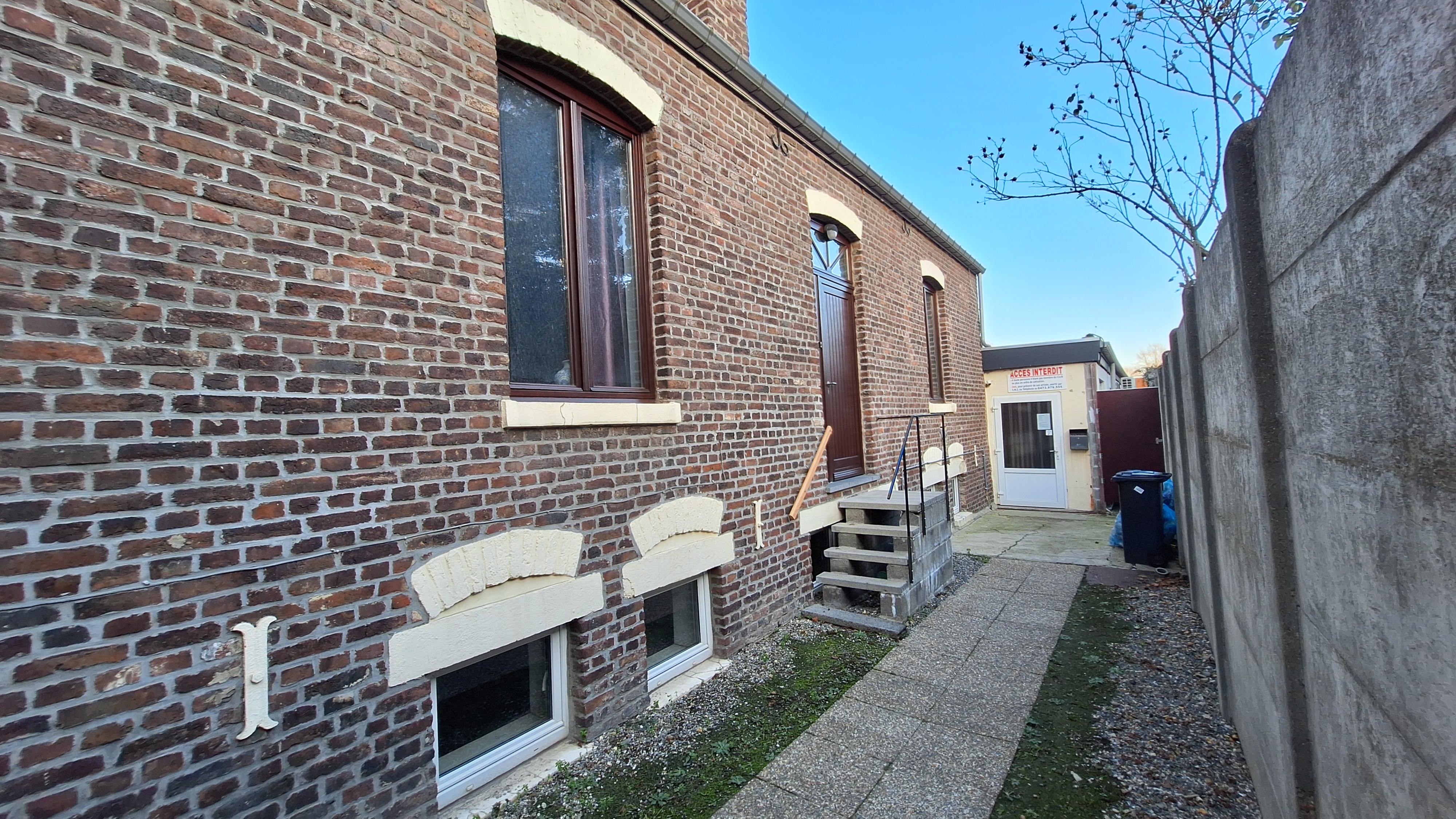 Appartement et espace commercial, photo 2