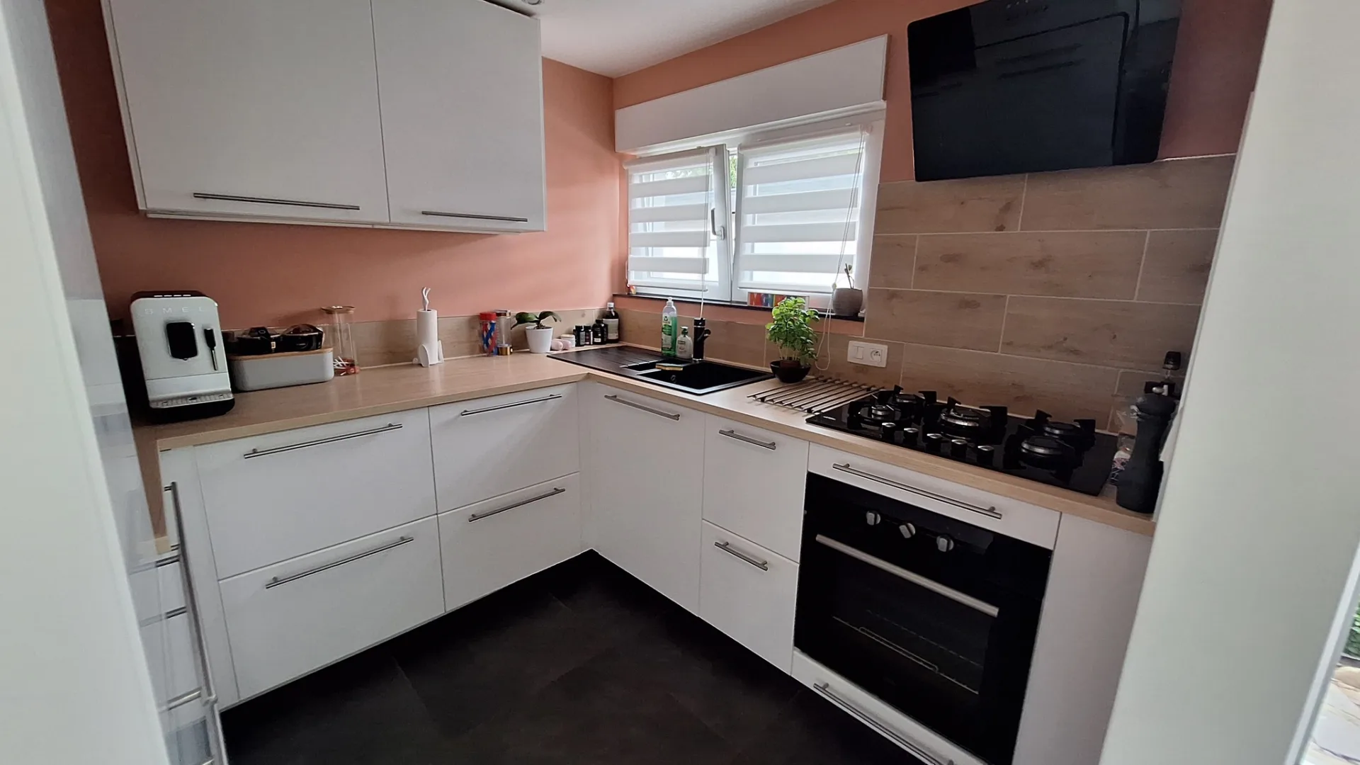 LOUÉ - Maison unifamiliale, photo 3